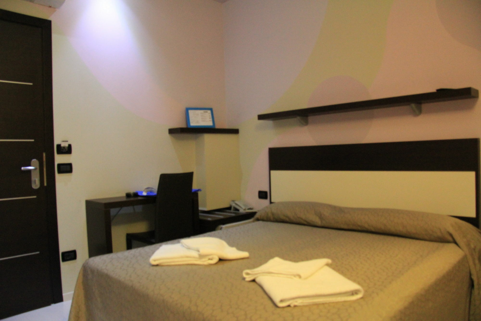 Leonardo Hotel