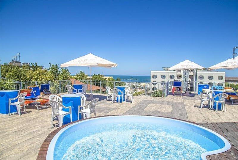 Hotel Leonardo 3*