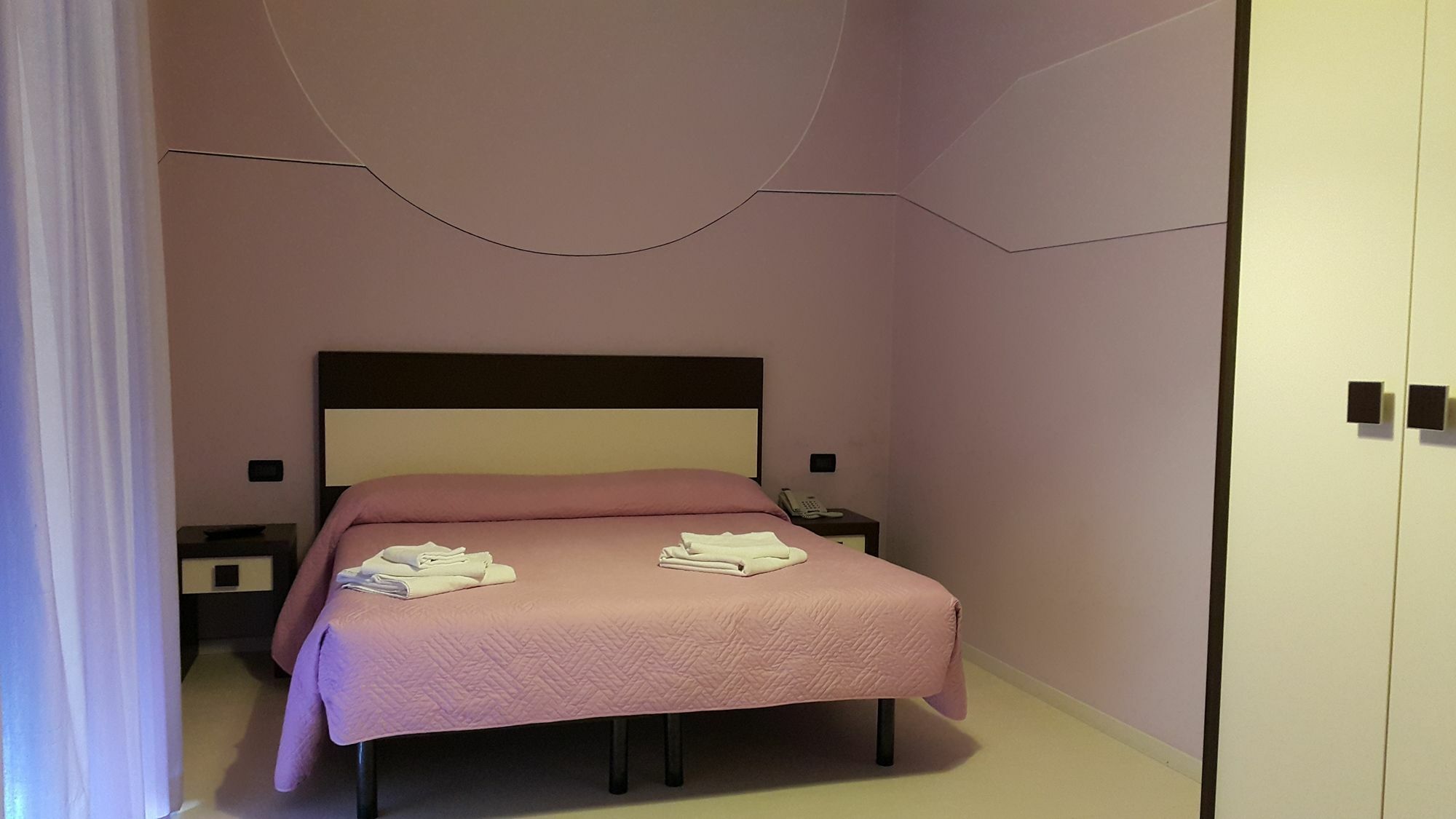 Hotel Leonardo 3*